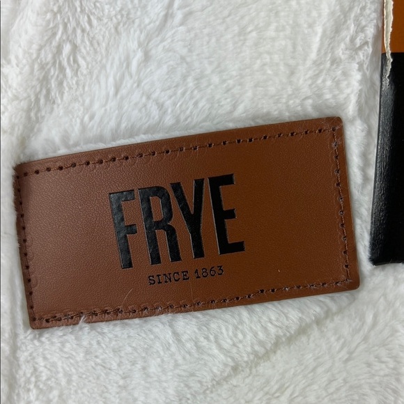 Frye Silky Soft Blanket Full Queen White 90" x 90" Luxury NEW - Picture 2 of 8